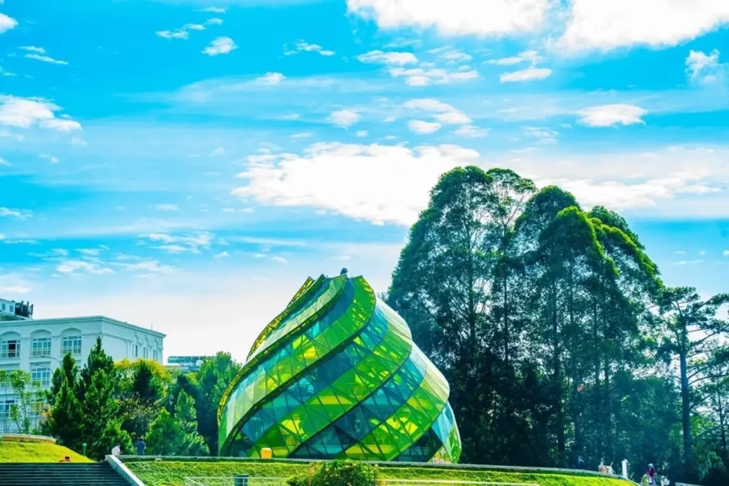 Vé máy bay giá rẻ đi Đà Lạt